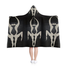 Load image into Gallery viewer, Hooded Blanket