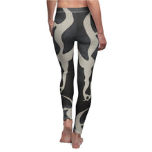 Load image into Gallery viewer, Women's Cut &amp; Sew Casual Leggings