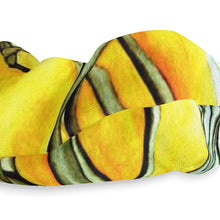 Load image into Gallery viewer, Scrunchie